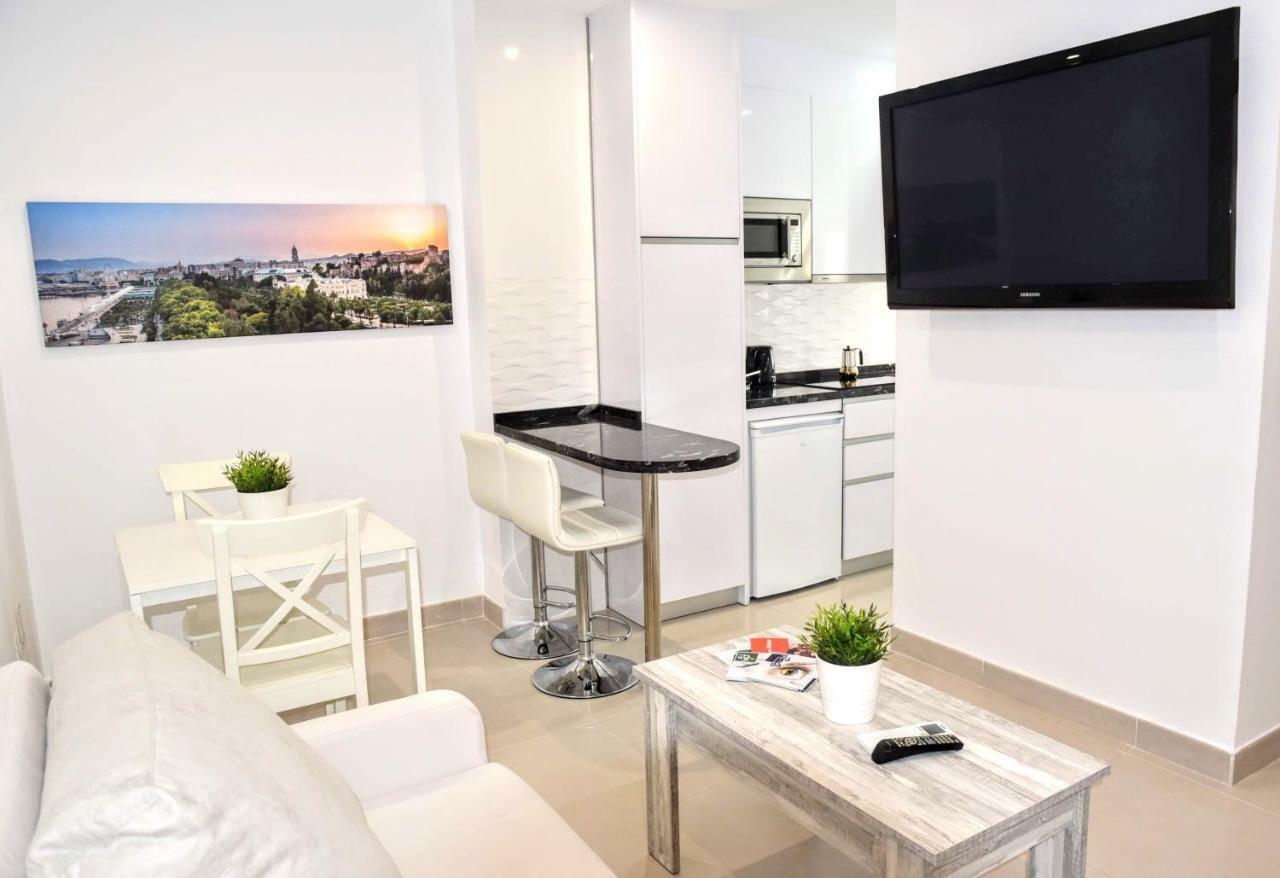 Cozy Apartment City Center Малага Экстерьер фото